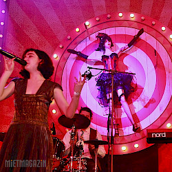 1001217_00_03_burlesque-messerad.jpg