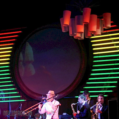 1000634_00_03_xxl_licht-eq-beispiel.jpg