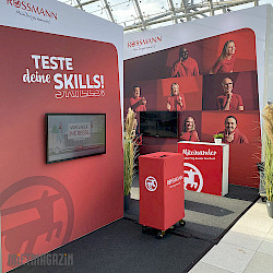 stele_und_stand_rossmann2.jpeg